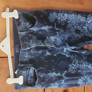 Mother flower power denim jeans